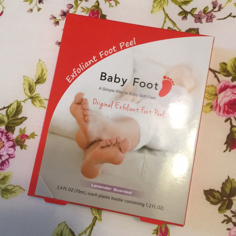 Baby foot exfoliating foot peel